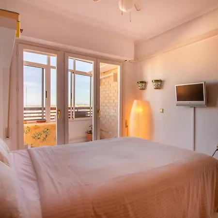 Apartment In With Wifi Torrevieja